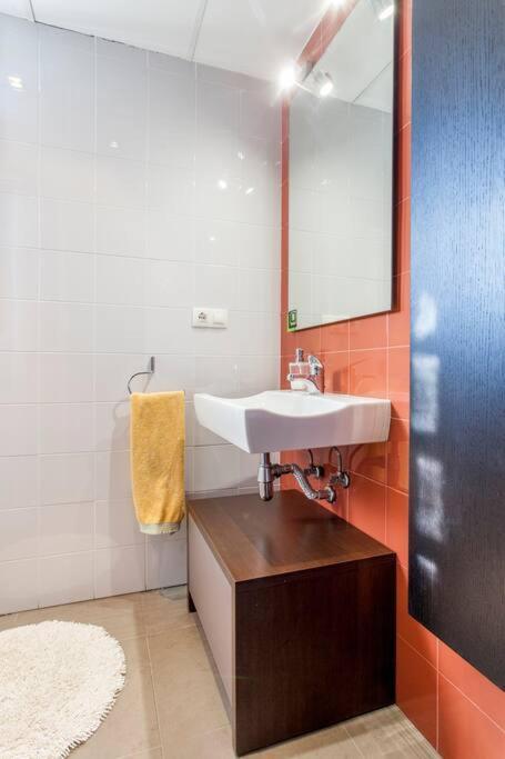 Confortable Beach Appartment With Views To The Sea Пусол Екстериор снимка