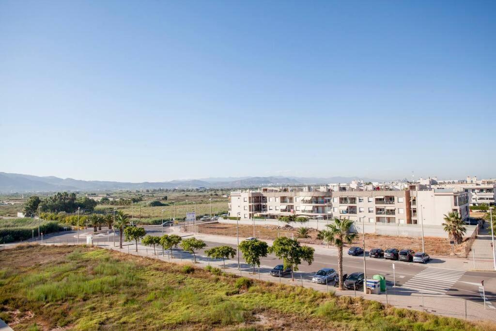 Confortable Beach Appartment With Views To The Sea Пусол Екстериор снимка