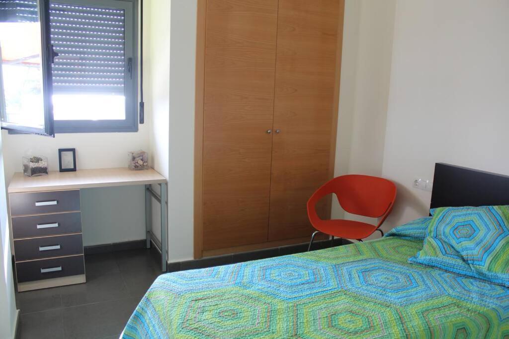 Confortable Beach Appartment With Views To The Sea Пусол Екстериор снимка