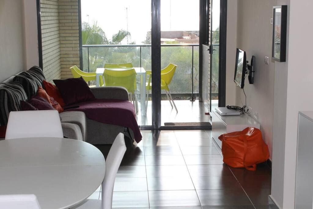 Confortable Beach Appartment With Views To The Sea Пусол Екстериор снимка
