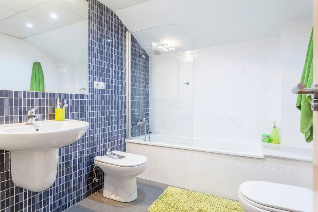 Confortable Beach Appartment With Views To The Sea Пусол Екстериор снимка